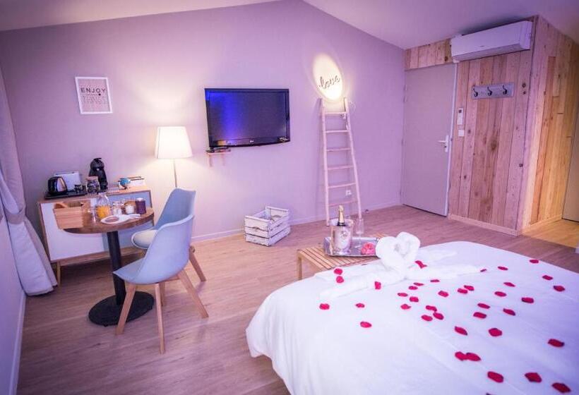 جناح جونيور مطل على الحديقة, La Maison Gustave