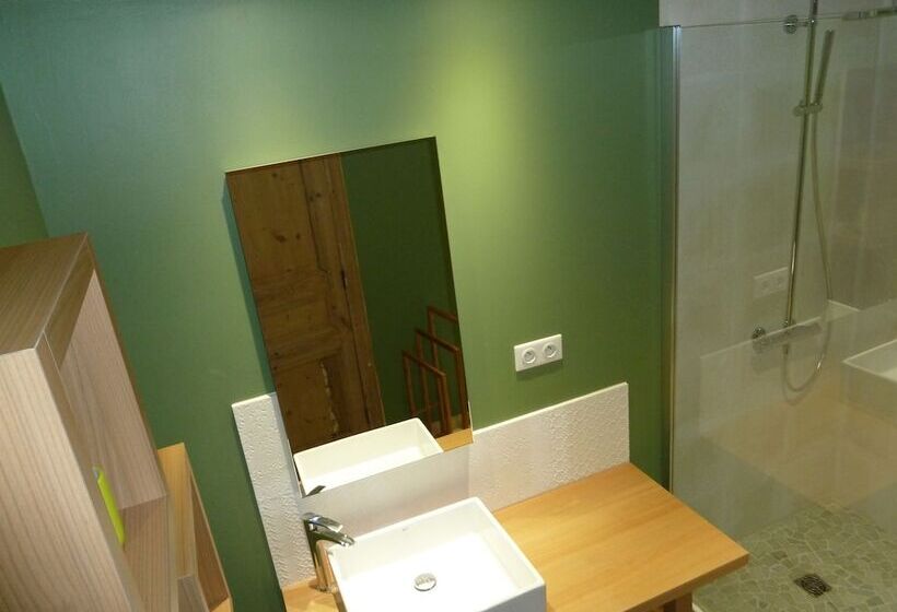 标准间, Les Parfums De Madeleine