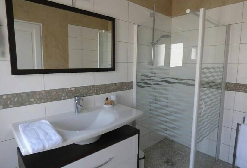 Номер Стандарт, Maison Douce Arles