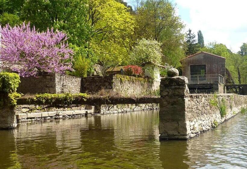 اتاق استاندارد چهارنفره با چشم‌انداز باغ, Moulin Pont Vieux Chambres D Hôtes
