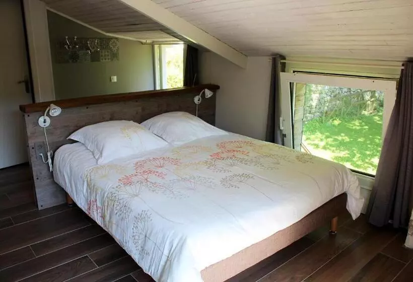 Premium Neljän Hengen Huone, Moulin Pont Vieux Chambres D Hôtes