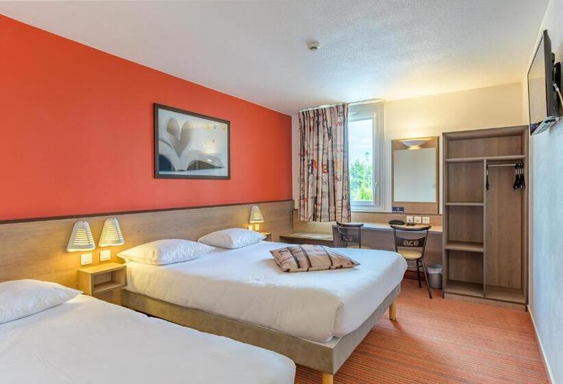 Четырехместный Номер Стандарт, Ace Hôtel Paris Roissy