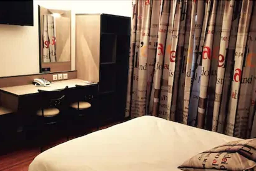 Номер Стандарт, Ace Hôtel Paris Roissy
