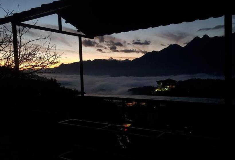 اتاق لوکس خانوادگی, Catcat Garden House