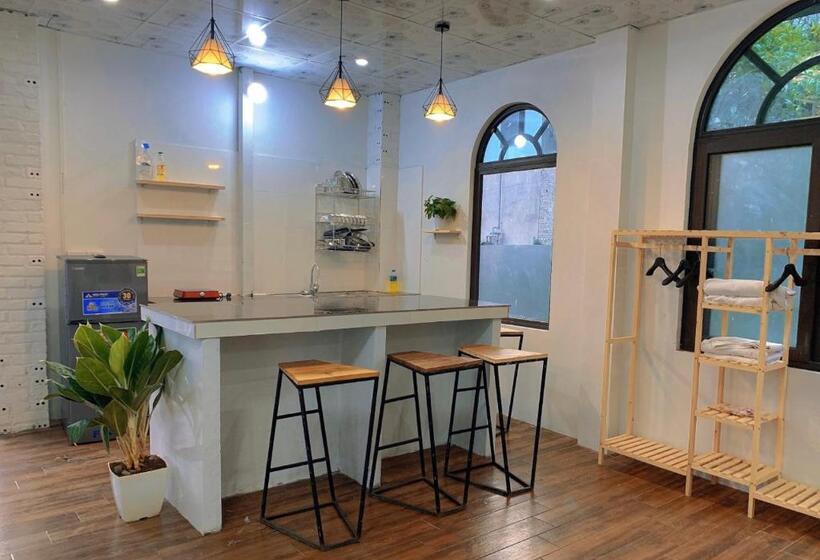 آپارتمان 1 خوابه با بالکن, Catcat Garden House