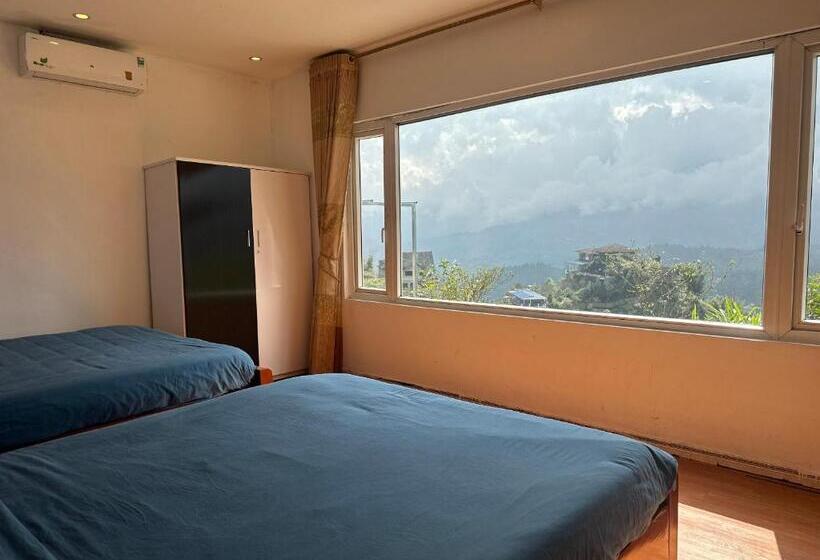 اتاق لوکس خانوادگی, Catcat Garden House