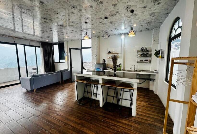 آپارتمان 1 خوابه با بالکن, Catcat Garden House