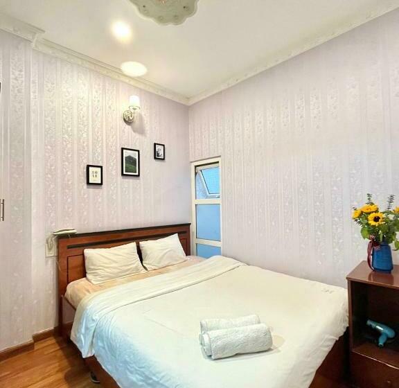 Quarto deluxe, Dang Uyen 1