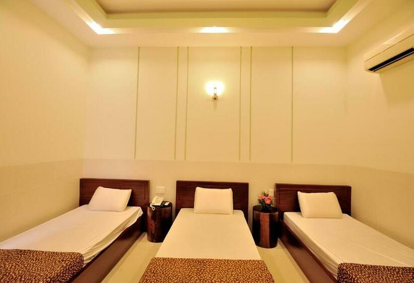 Standard Triple Room, Dong Xanh