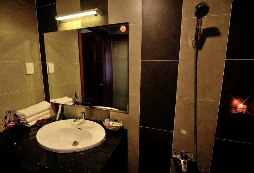 Economy Triple Room, Dong Xanh