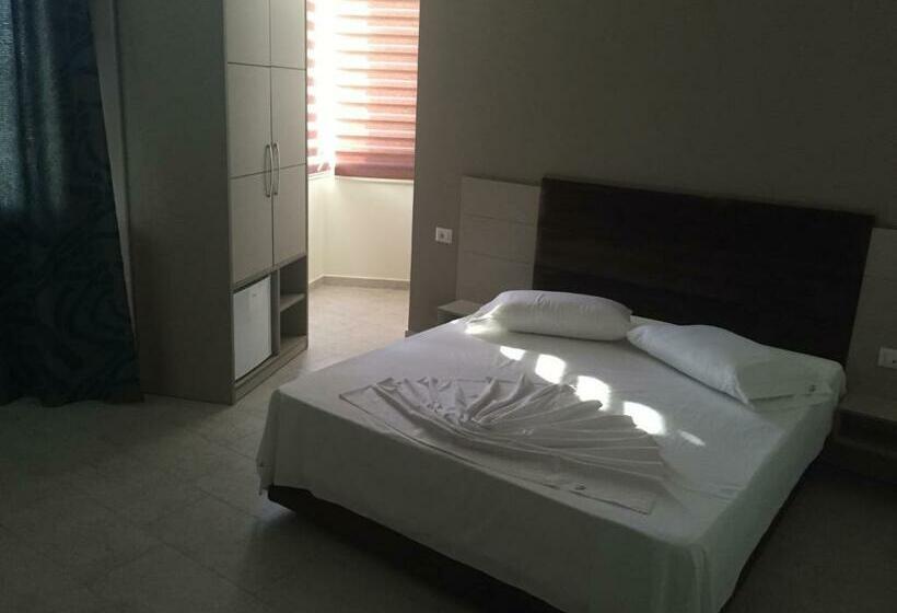 חדר דלוקס עם מרפסת, Fjortes