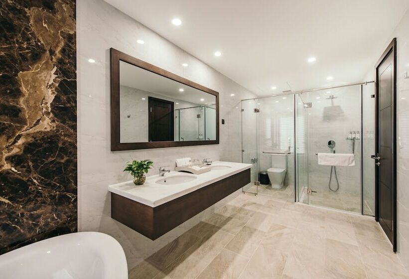 سوییت, The Malibu