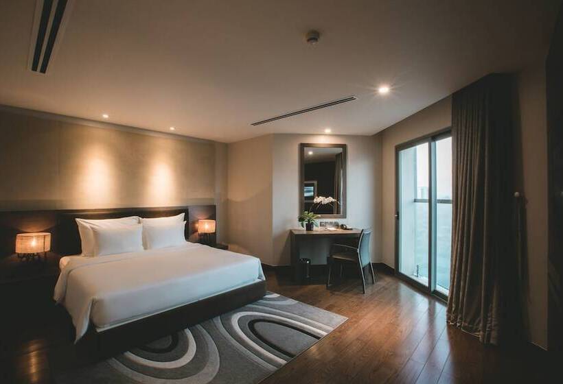 اتاق لوکس, The Malibu