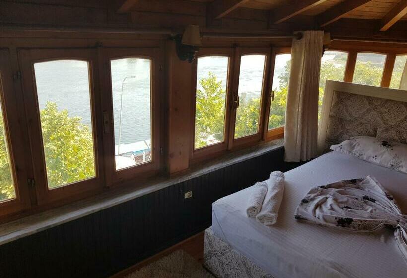 스탠다드 룸 호수 전망, Vataksi