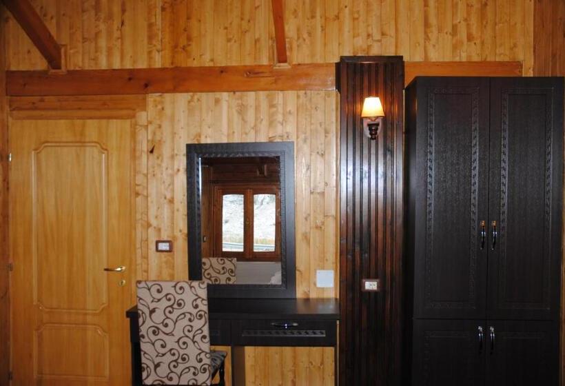 디럭스 룸, Vataksi