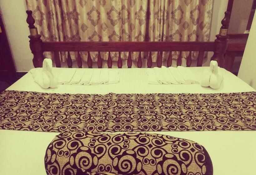 Номер Deluxe, Deutsch Lanka Hotel & Restaurant