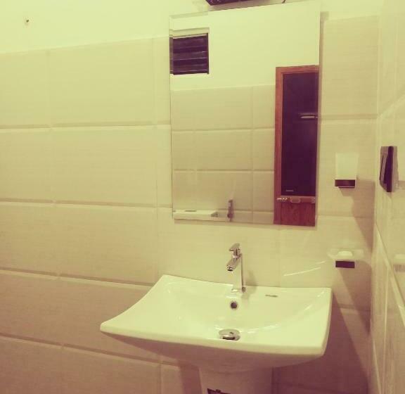 デラックスルーム, Deutsch Lanka Hotel & Restaurant