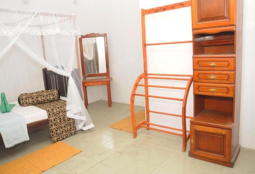 デラックストリプルルーム, Deutsch Lanka Hotel & Restaurant