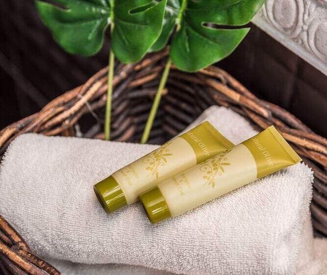 סוויטת ג'וניור נוף לגינה, Aqua Mare