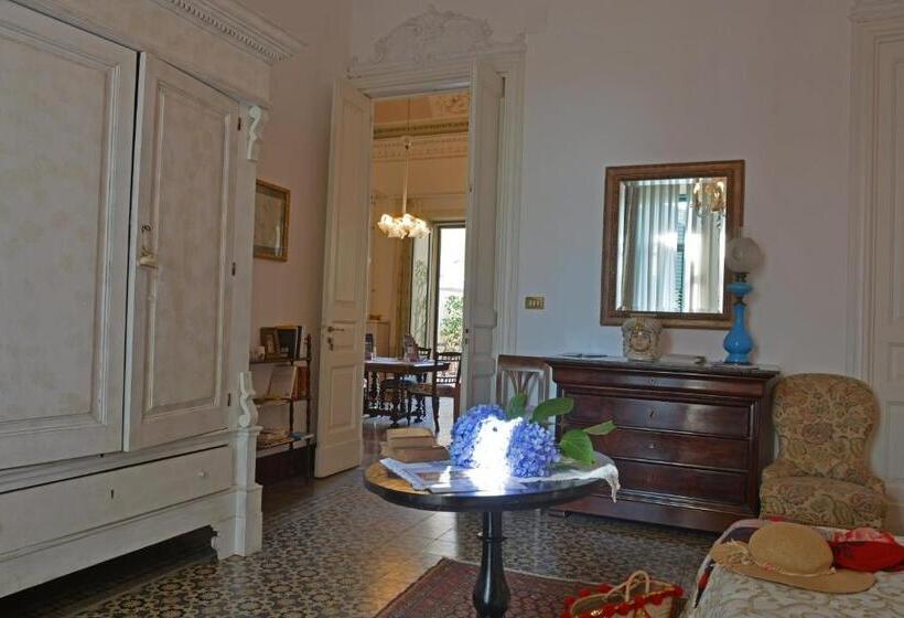 スイート, B&b Di Charme Camelie Palazzo Nicotra