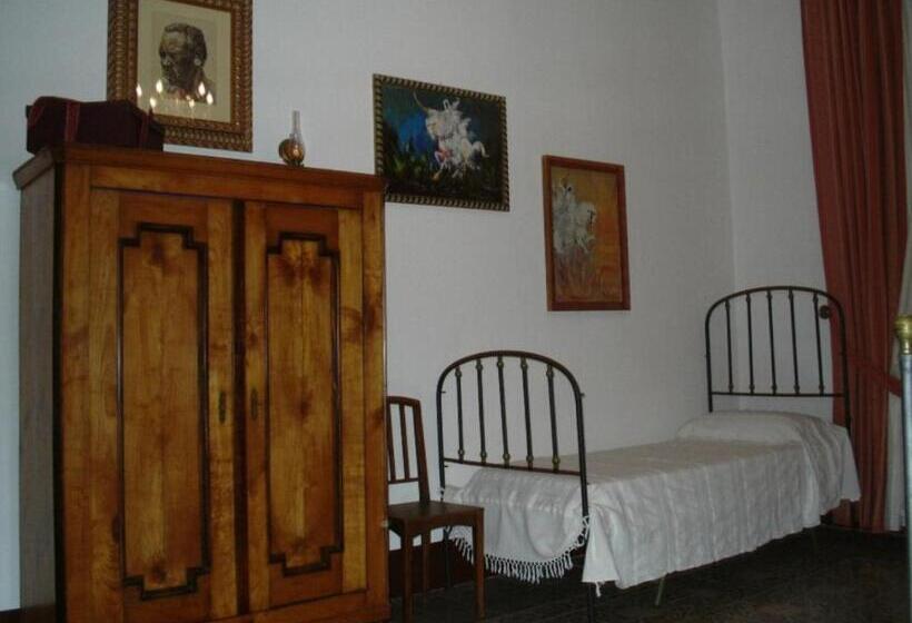 スタンダードルーム, B&b Di Charme Camelie Palazzo Nicotra