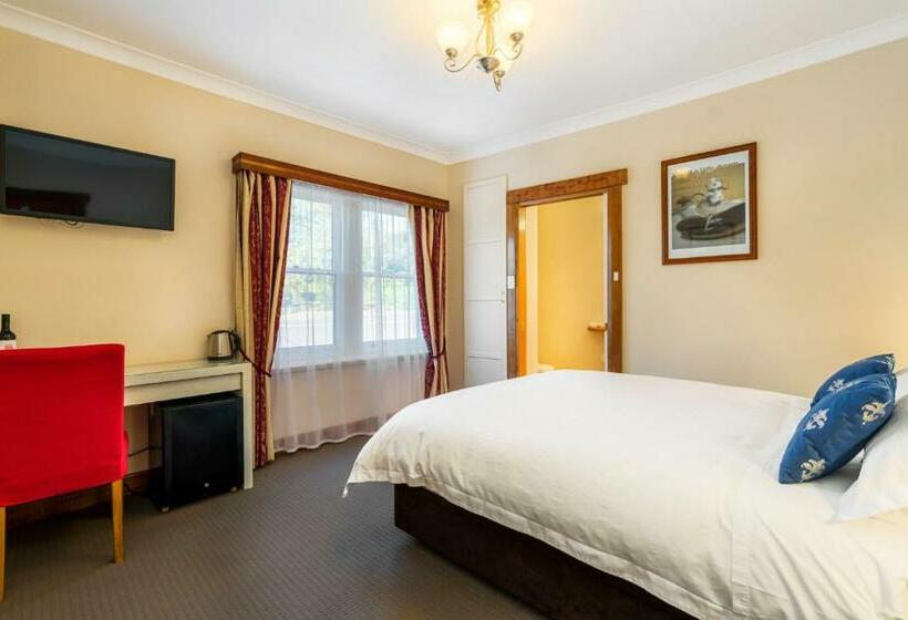 Номер Стандарт, Ashdowns Of Dover