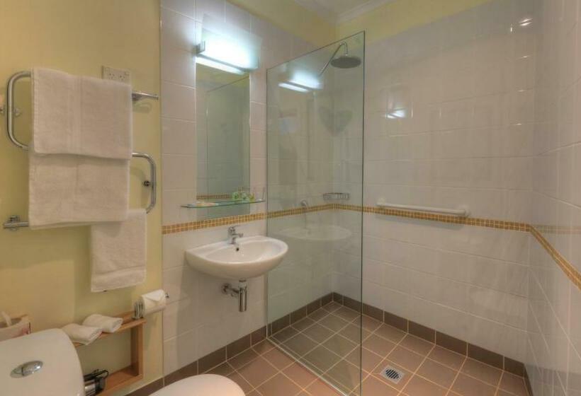 Номер Стандарт Кровать Кинг Адаптированный для Инвалидов, Ashdowns Of Dover