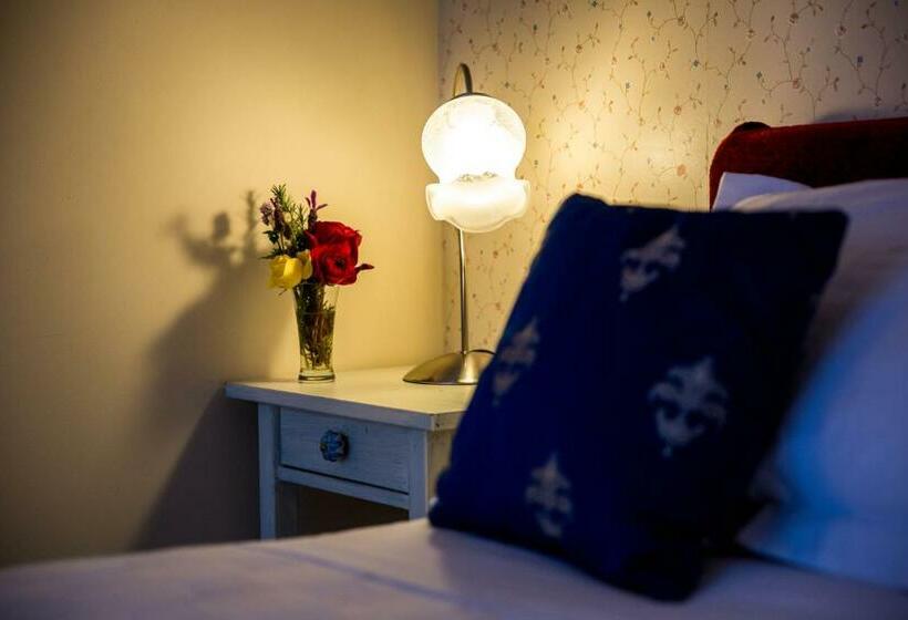 Номер Стандарт, Ashdowns Of Dover