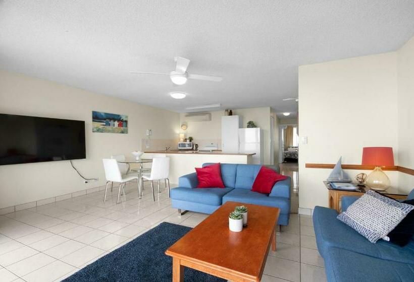 Апартаменты 2 Спальни Вид на Море, Capeview Apartments Caloundra