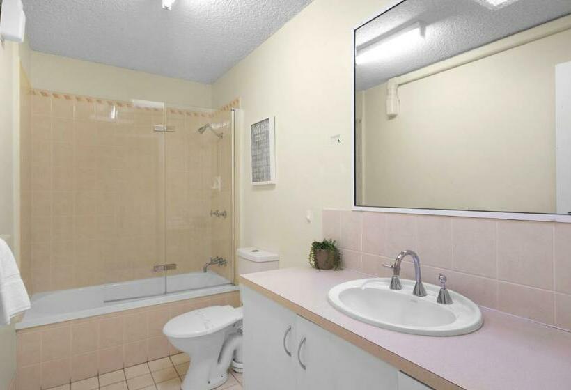 Апартаменты 2 Спальни Вид на Море, Capeview Apartments Caloundra