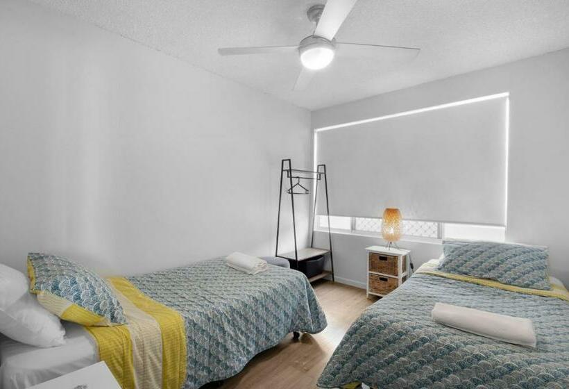 Апартаменты 2 Спальни Вид на Море, Capeview Apartments Caloundra