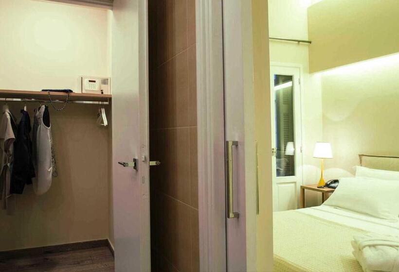 חדר דלוקס, Athena