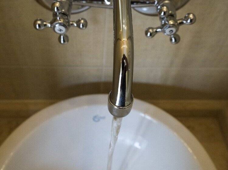 חדר סטנדרט, Athena