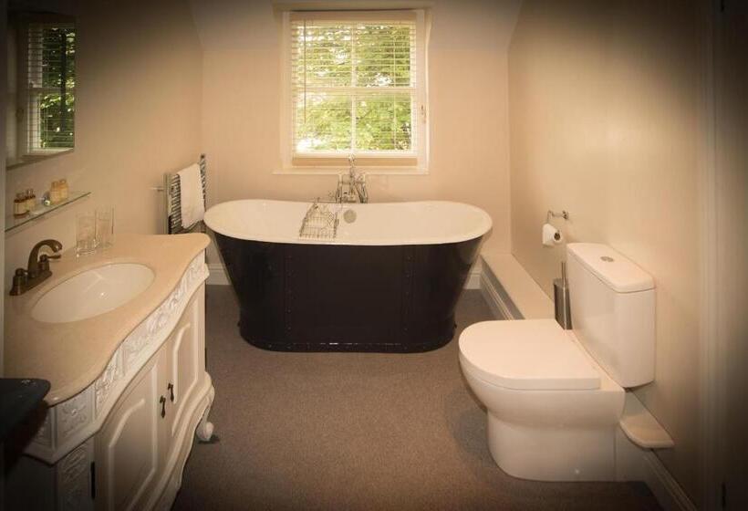 غرفة قياسية, Brockley Hall