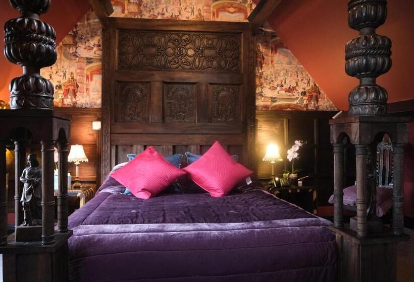 غرفة دور أخير, Brockley Hall