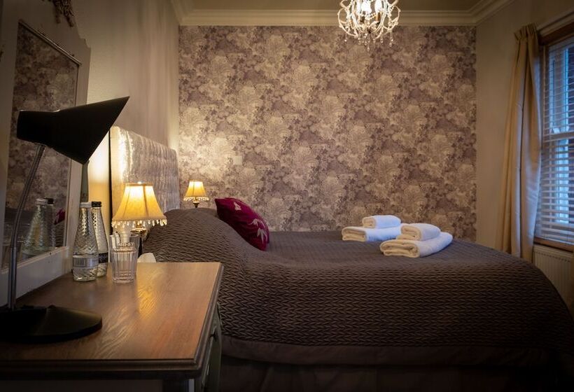 غرفة كلاسيكية, Brockley Hall