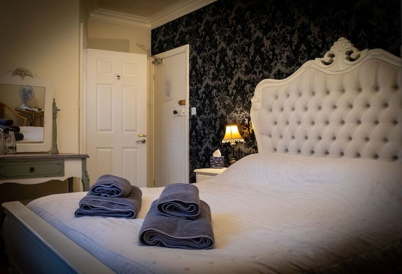 غرفة كلاسيكية, Brockley Hall