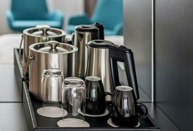 带大床的标准间, Courtyard By Marriott Brno