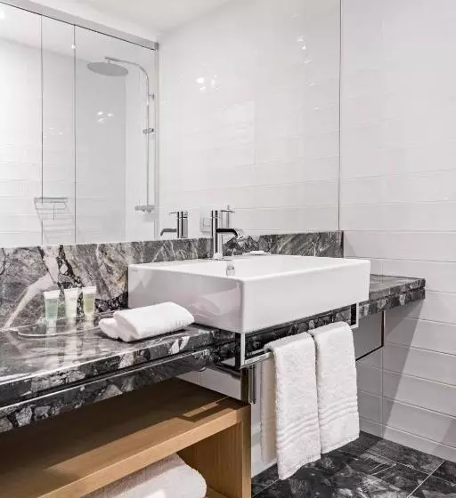 スタンダードルーム, Courtyard By Marriott Brno