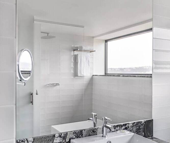 高级大房间, Courtyard By Marriott Brno