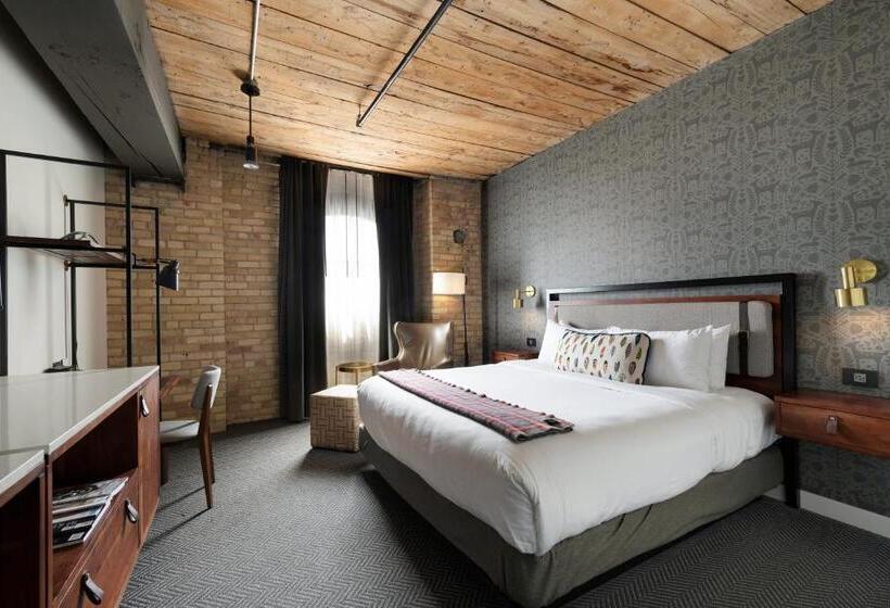 חדר סטנדרט עם מיטת קינג, Hewing