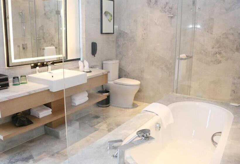 סוויטת סופריור, Holiday Inn Chengdu Qinhuang, An Ihg