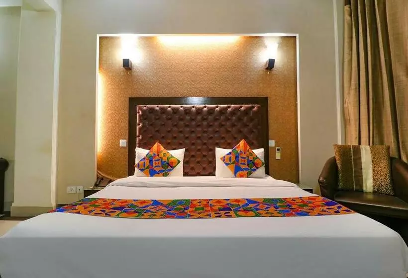 اتاق سوپریور, Fabexpress Llyod Residency