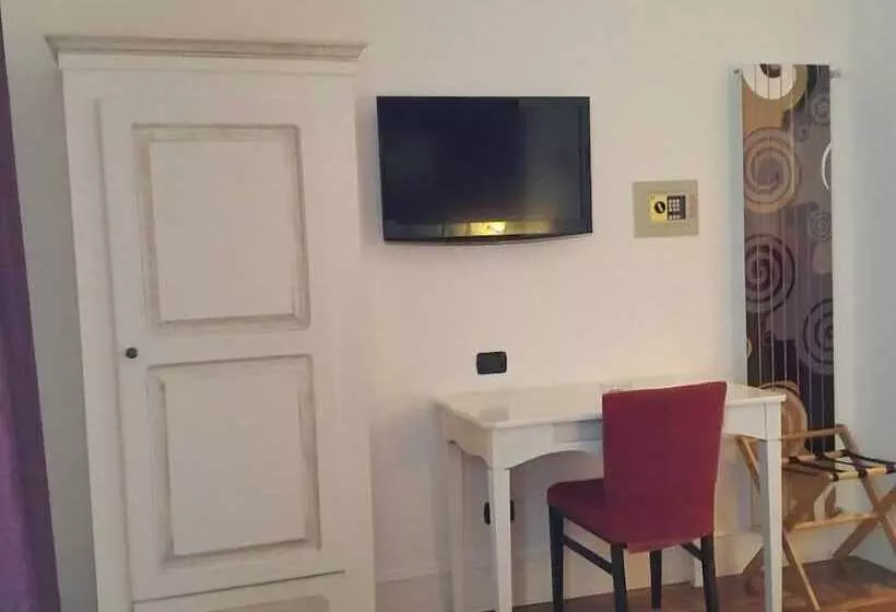 اتاق راحتی, Mediterraneo