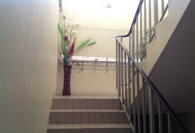 غرفة قياسية فردية, Morning Glory