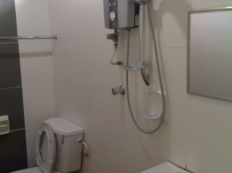 غرفة قياسية ثلاثية, Morning Glory