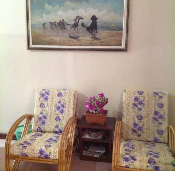 اتاق استاندارد سه نفره, Morning Glory