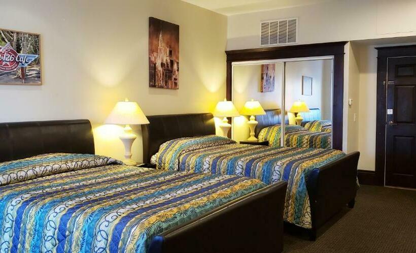 장애인을 위한 스위트, Santa Paula Inn