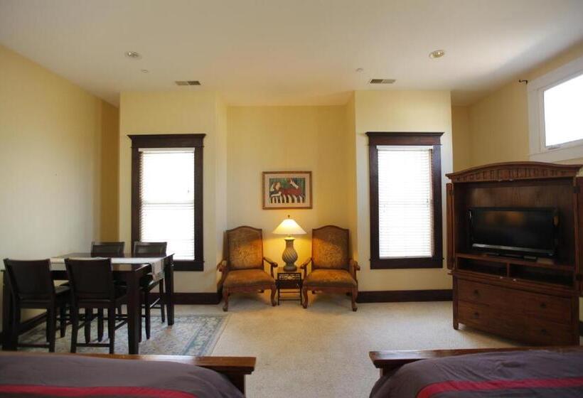 סוויטה מותאמת לאדם עם מוגבלויות, Santa Paula Inn