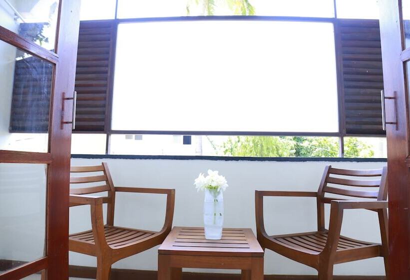 חדר דלוקס, Sea Port